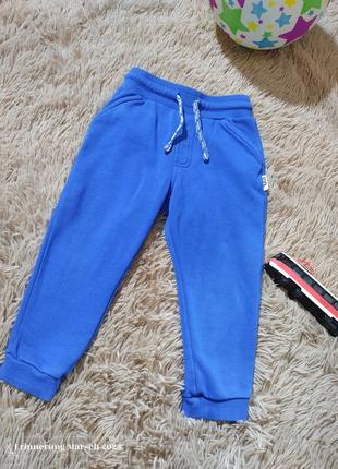Детские брюки на манжете