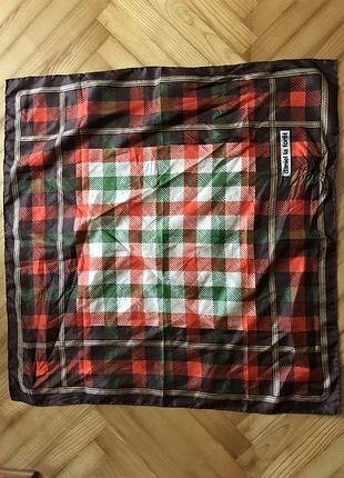 Шовковий хустку daniel la foret!