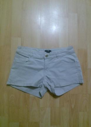 Фирменные шорты шортики