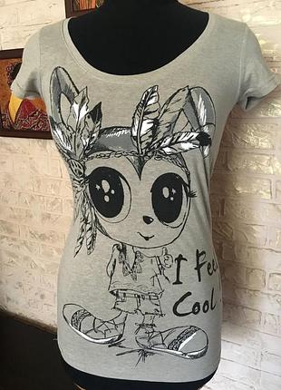 Футболка с принтом