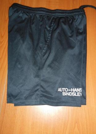 Красивые спортивные шортики