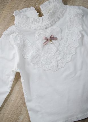 Очень красивая кофточка с длинным рукавом на пуговице