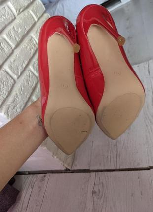 Лаковые красные туфли - шпилька3 фото