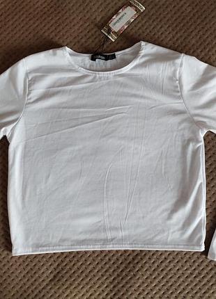 Коротка жіноча футболка з довгоми рукавами