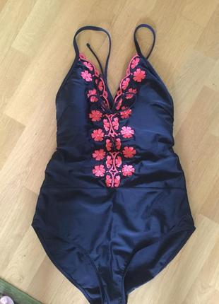 Купальник с вышивкой asos