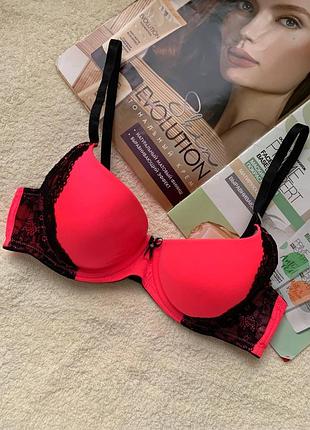 Яскравий бюстик