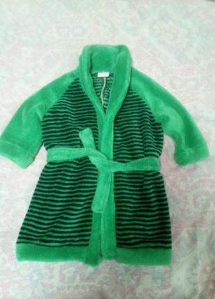 . .вишуканий дитячий халатик
