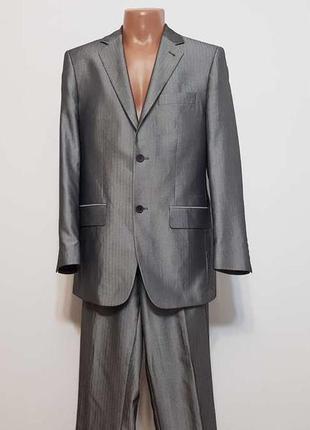 Костюм vogue, new york paris, як новий!