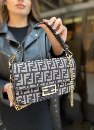 Сумка baguette beige