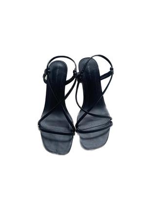 Черные туфли шпильки женские bershka2 фото