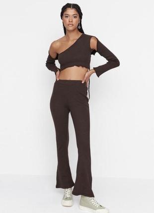 Костюм в рубчик жіночий - топ і штани