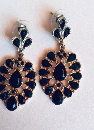 Стильні сережки🖤