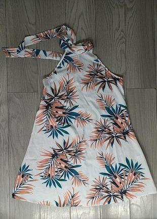 Платье с тропическим принтом на завязках6 фото