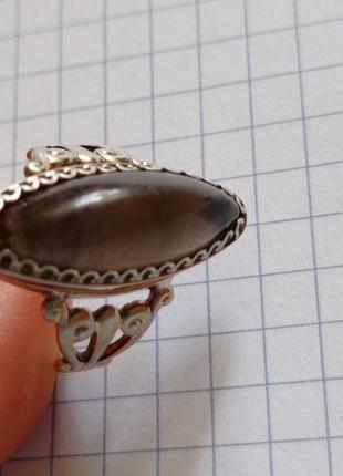 Серебряное кольцо с дымчатым кварцем3 фото