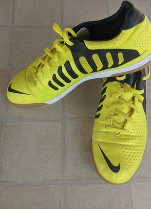 Футзальная обувь nike ctr360 libretto iii2 фото