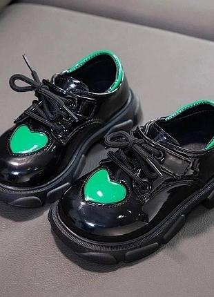 Дитячі черевички