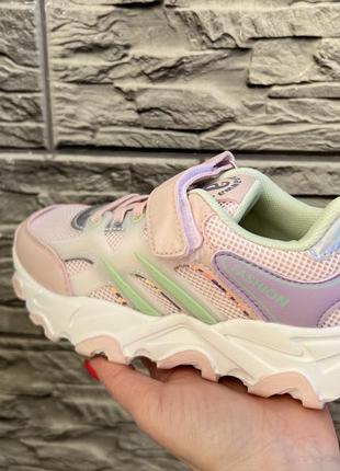 Кросівки для дівчини 4