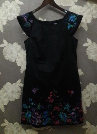 Шикарное платье с вышивкой от oasis