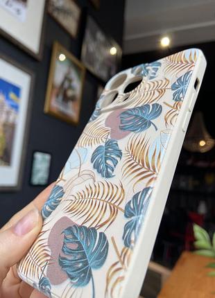 Чохол на iphone 13 pro leaves 2