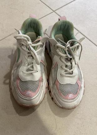 Кроссовки сетка