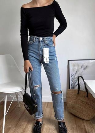 Zara ripped mom fit jeans