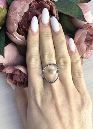 Срібний перстень з перлиною1 фото