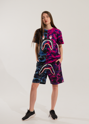 Сине-фиолетовые шорты bape half camo