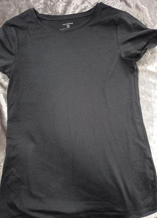 Базовая футболка черного цвета. женская футболка. базовая футболка. хлопковая футболка