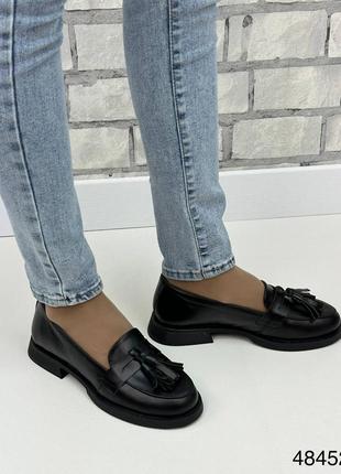 Трендовые натуральные кожаные лоферы с кисточками, замшевые женские туфли с кисточками2 фото