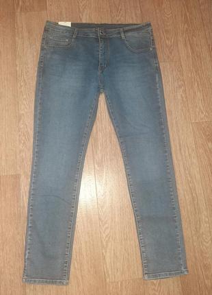Чоловічі джинси