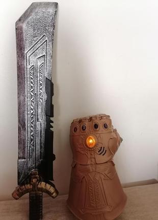 Рукавиця меч таноса оригінал hasbro marvel