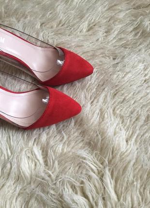 Замшевые красные туфли лодочки на шпильке со вставками силикона,35-402 фото