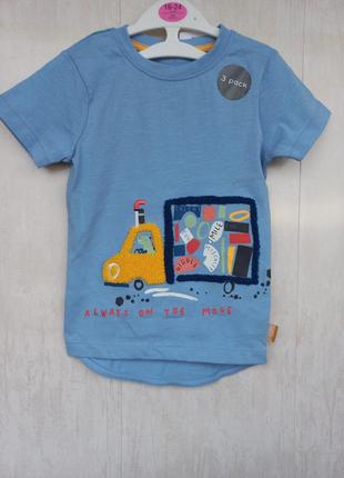 Футболке  з принтом