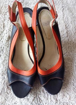 Черные оранжевые кожаные босоножки туфли черный+коралл кожа3 фото