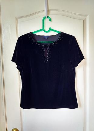 Бархатный топ с бисером