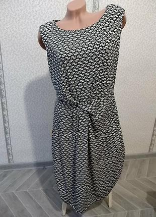 Платье летнее на подкладке.