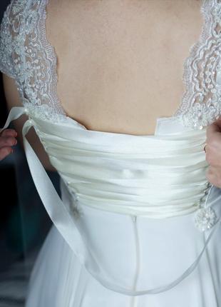 Свадебное шифоновое платье айвори а-силуэта с кружевом розшитое бисером4 фото