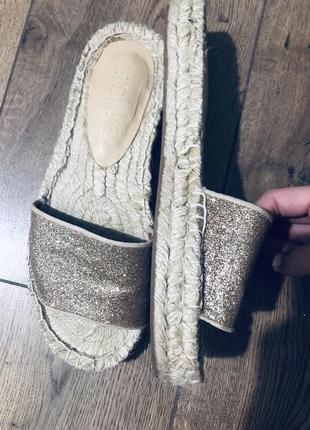 Шльопанці braska