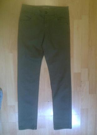 Фірмові джинси