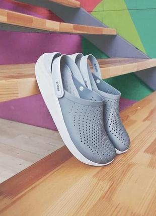 Крокс лайтрайд клог сірі crocs literide clog light grey7 фото