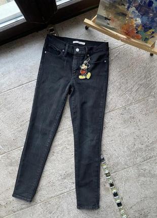 Черные джинси levi’s skinny 311