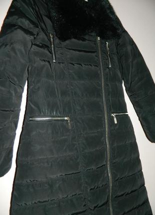 Р. 44-46/s-m зимова куртка косуха пуховик чорна з хутряним коміром приталене пальто5 фото