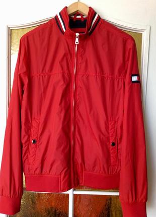 Tommy hilfiger ветровка  м