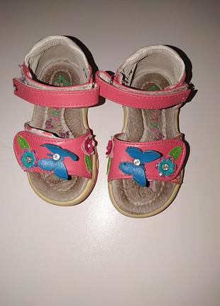 Босоножки для маленькой принцессы