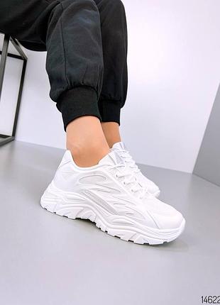 Мега круті кросівки, хіт цього року