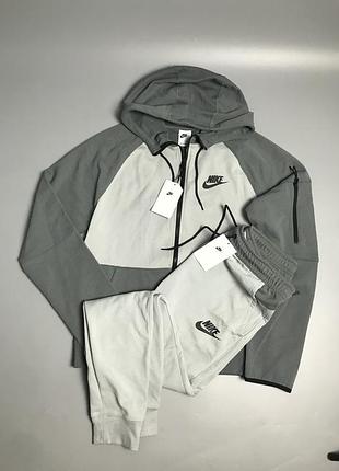 Костюм от nike