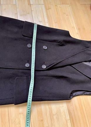 Черное пальто без рукавов7 фото