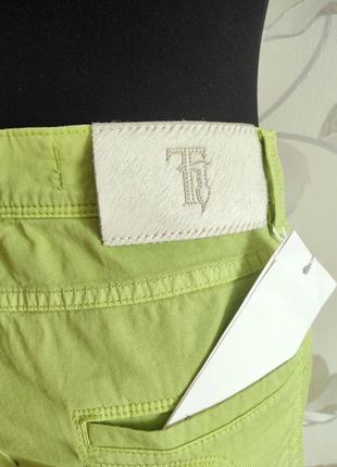 Новые джинсы от люкс бренда цвета молодой зелени!7 фото