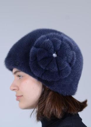Женская теплая зимняя шапка из натурального меха норки3 фото