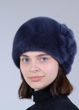Женская теплая зимняя шапка из натурального меха норки